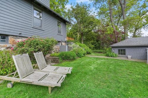 23 Craw Ave, Norwalk CT  06853-1605 exterior