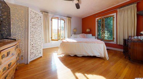 1225 Cedar St, Glendale CA  91207-1426 exterior