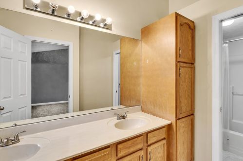 3027 Estate Dr, Noblestown PA  15071-1024 exterior