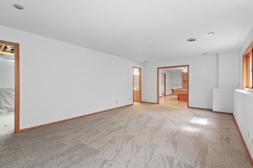 15864 Garden View Ct, Saint Paul MN  55124-7015 exterior