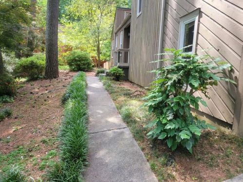 3013 Oak Dr, Marietta, GA 30066-4135