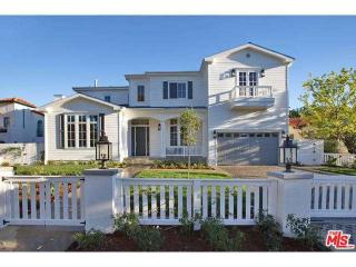 10426 Troon Ave, Los Angeles, CA 90064-4427