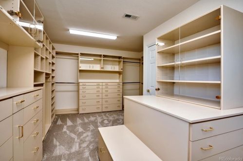 19328 Fair Dr, Aurora CO 80016-6175 exterior