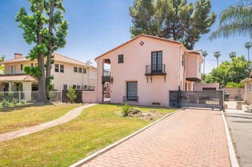 333 17th St, San Bernardino, CA 92405-4409