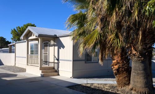 69461 Parkside Dr, Desert Hot Springs, CA 92241-8257