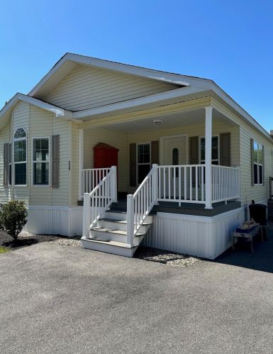 229 Mackerel Ave, Portsmouth, NH 03801-2011