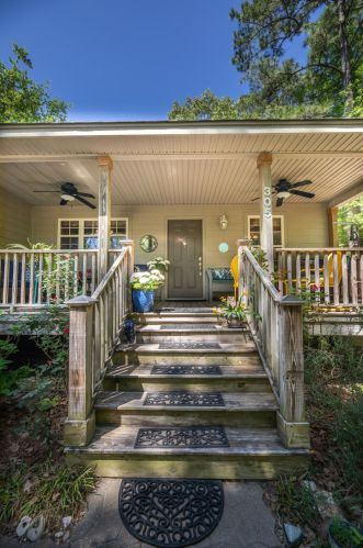 305 General Moultrie Dr, Bonneau, SC 29431-8504