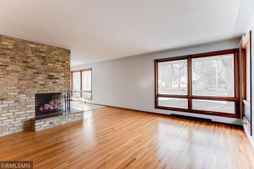 1511 89th Ave, Minneapolis, MN 55444-1222