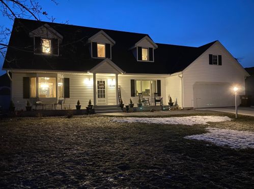 2040 Highland Dr, Hastings, MN 55033-3259