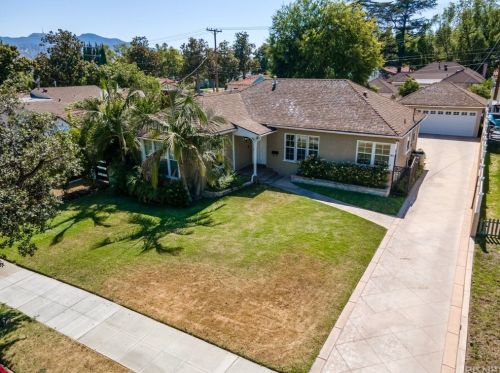 1411 Cleveland Rd, Glendale CA  91202-1414 exterior