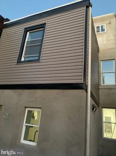 2024 4 St, Philadelphia PA 19122-1508 exterior