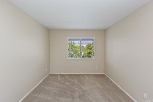 8587 Yarrow Ln, Riverside CA  92508-2971 exterior