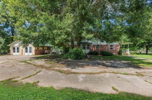 333 Woolridge Dr, Conroe TX  77301-6230 exterior
