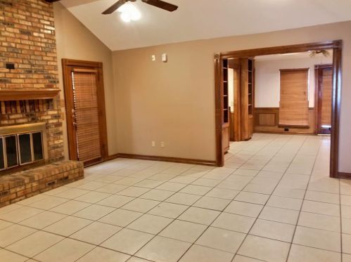 903 Colony Ridge Ct, Irving TX  75061-6100 exterior