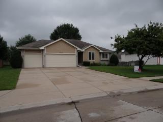 2113 Leigh St, Omaha, NE 68133-3313