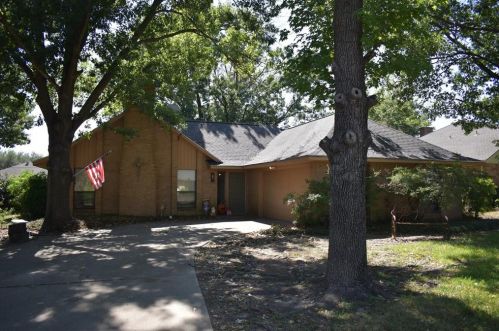 621 Mckinney Ave, Corsicana, TX 75110-1130