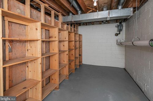 36 Cameron Ct, Princeton NJ  08540-3924 exterior