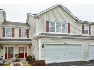 2707 Mchenry Ave, Naperville, IL 60563-4221