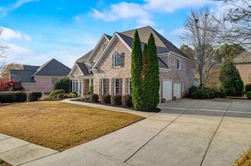 318 Lakebridge Xing, Holly Springs, GA 30114-6668