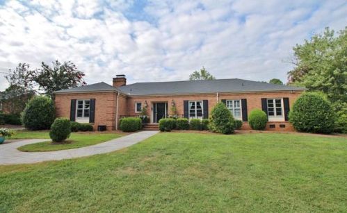 217 Pineville Rd, Spartanburg, SC 29307-2920