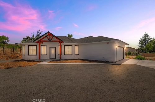 4656 Skyway, Paradise, CA 95969-5620