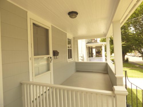 70 Prospect St, Greenwich CT  06830-6820 exterior