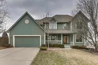 906 Quail Ridge Cir, Omaha, NE 68046-4326