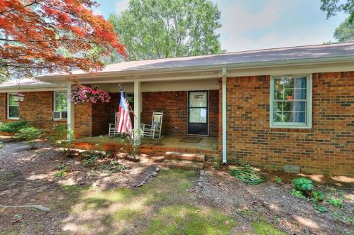 1745 Walton Rd, Monroe, GA 30656-7816