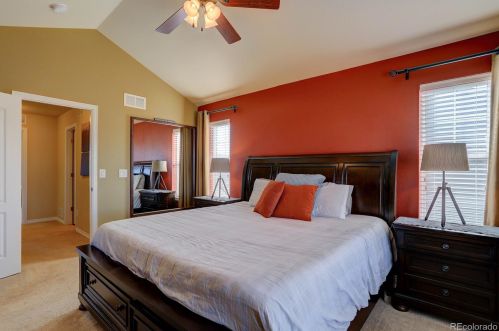 201 Newbern Way, Aurora CO 80016-6124 exterior