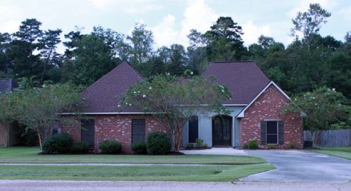 32833 Briaroak Dr, Walker LA  70785-5745 exterior