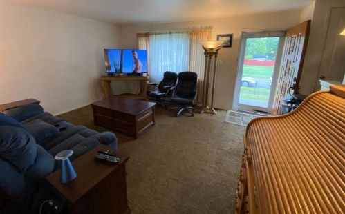 9344 Comstock Dr, Cincinnati, OH 45231-2807