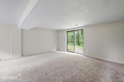 4652 Edwina Ln, Atlanta GA  30331-6802 exterior