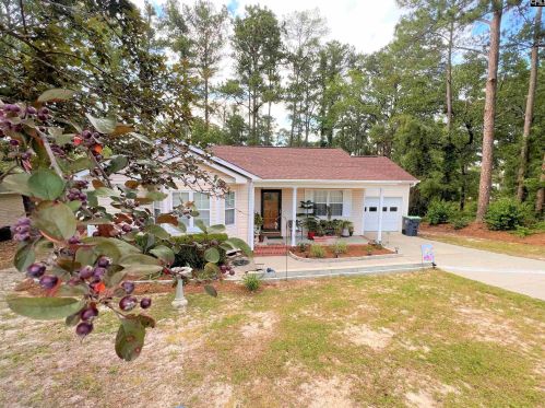 1423 Parkdale Dr, Cayce-West Columbia, SC 29170-1506