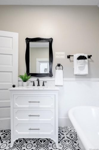 525 Garfield Ave, Loveland CO  80537-5548 exterior