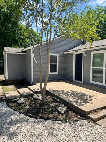 5009 Country Club Rd, Garland TX  75043-1808 exterior