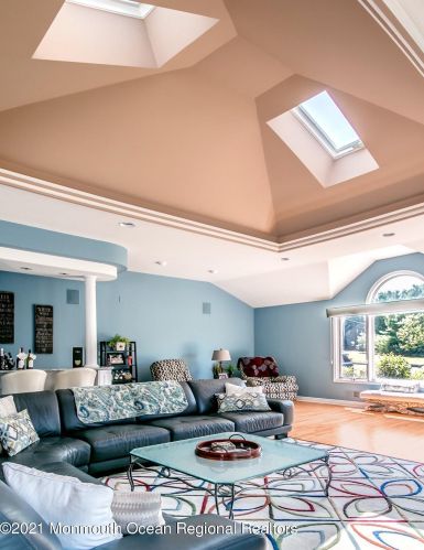 149 Bowne Rd, Tinton Falls NJ  07712-2519 exterior