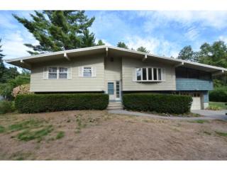 169 Baboosic Lake Rd, Merrimack, NH 03054-3503