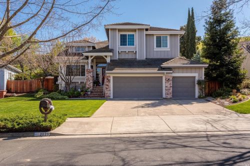 2029 Hillridge Dr, Fairfield, CA 94534-7965