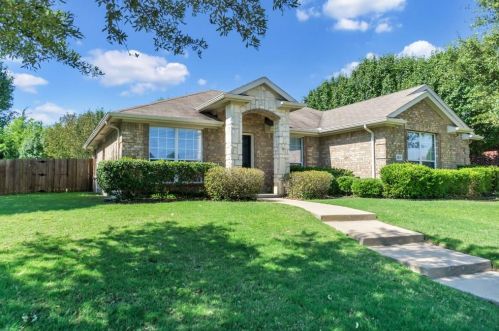 2621 Massey Ln, Rockwall, TX 75032-7412