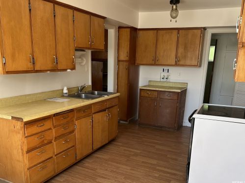 1521 3000, Vernal UT  84078-9419 exterior