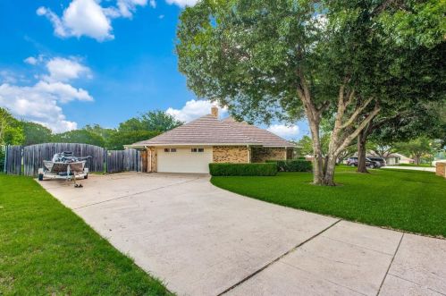 7153 Wind Chime Dr, Fort Worth, TX 76133-6742