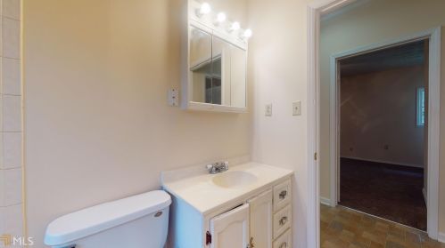 5858 Pinetree Ln, Rex GA 30273-1319 exterior