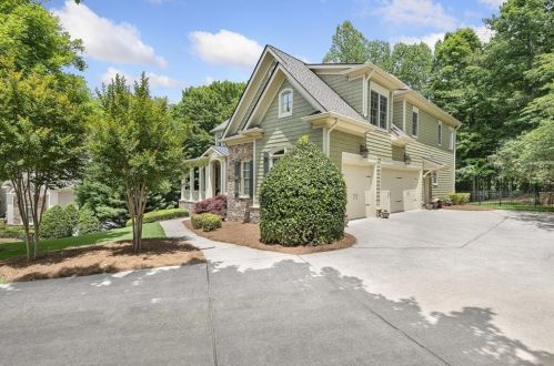 327 Aviemore Ln, Suwanee, GA 30024-7549