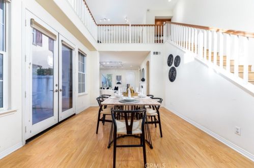 37 Secret Gdn, Irvine, CA 92620-4804