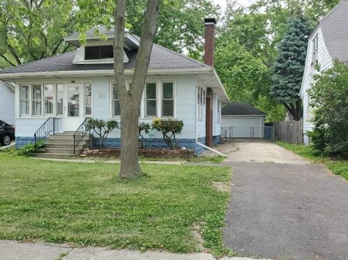 925 Parks Ave, Joliet, IL 60436-2078