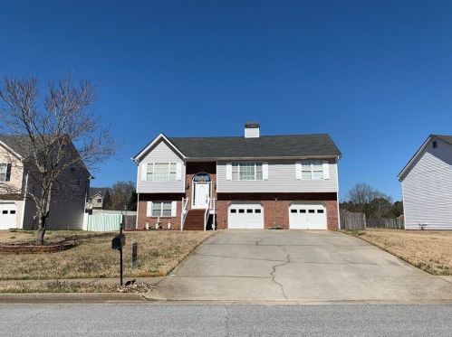 1655 Brumby Cir, Lithia Springs, GA 30122-3959