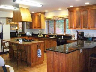 318 Mcmillion Dr, Summersville, WV 26651-1046