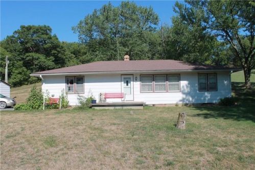 14161 County Road 403, Amazonia, MO 64421-9151