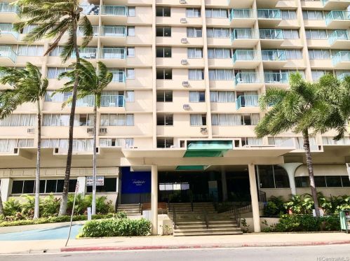 444 Kanekapolei St, Honolulu HI  96815-3038 exterior
