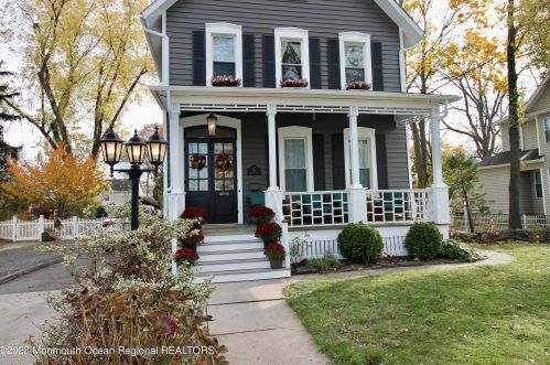 56 Broad St, East Freehold, NJ 07728-1905